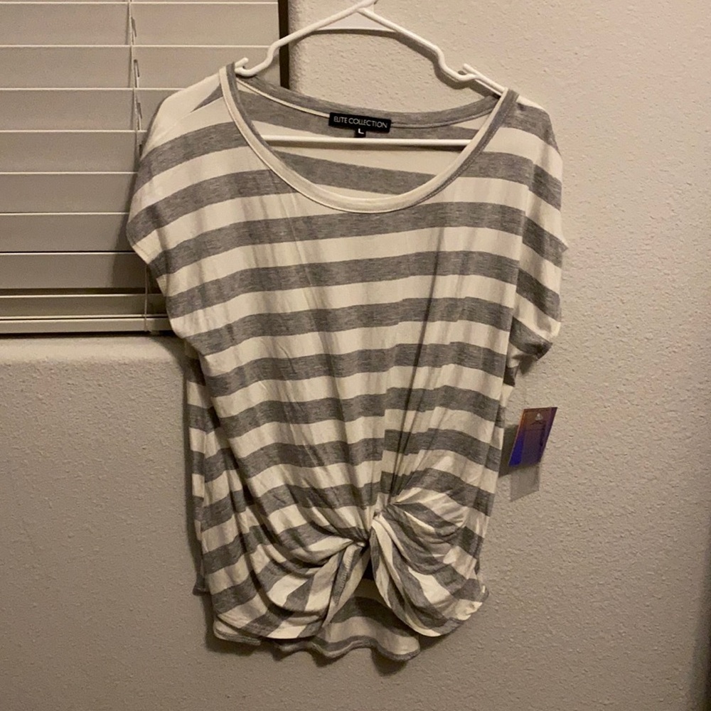 Elite collection grey and white striped t-shirt